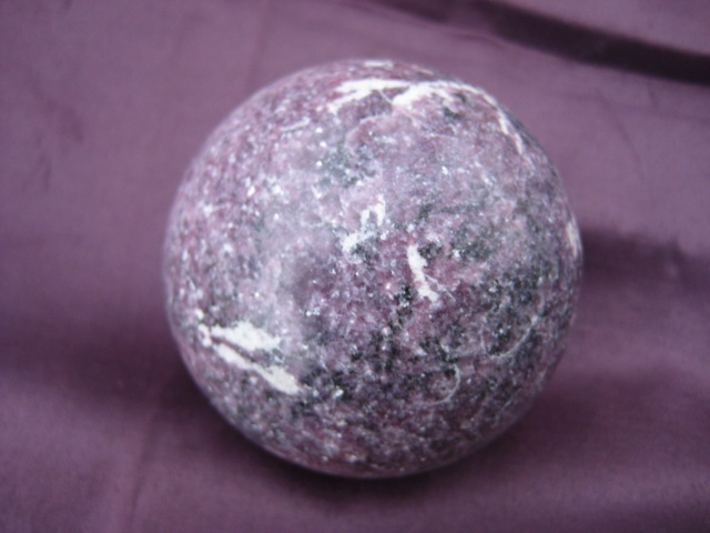 Lepidolite Sphere Emotional healing and balance, relaxation and stress relief 2960